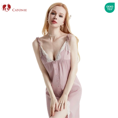 Váy ống màu hồng